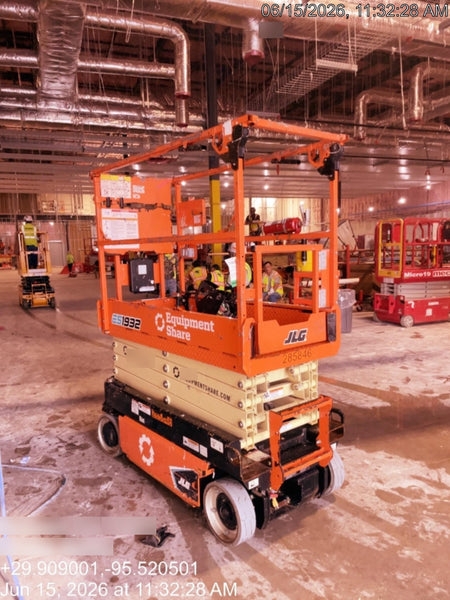 2022 JLG ES1932