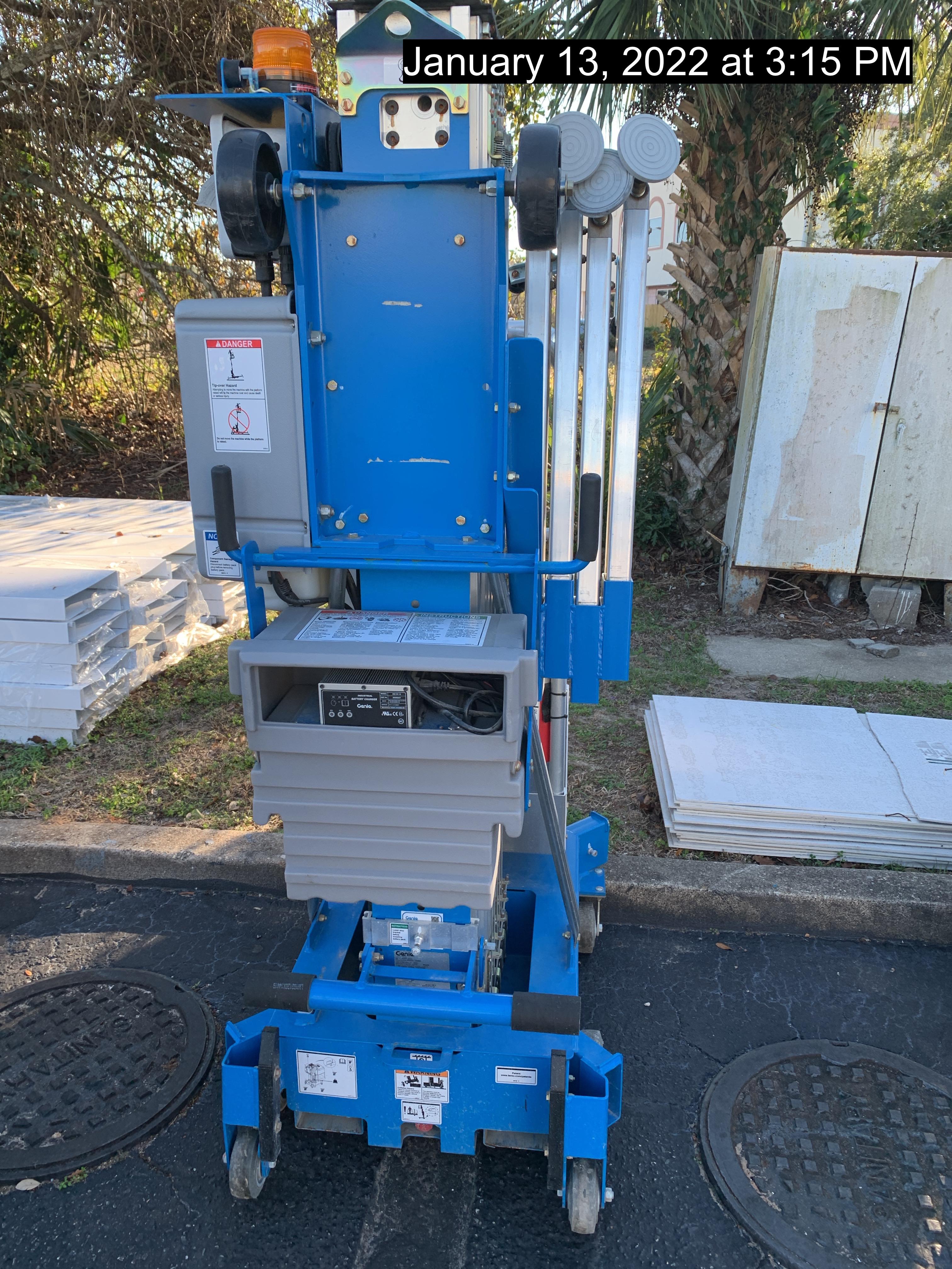 2021 GENIE AWP-30S DC