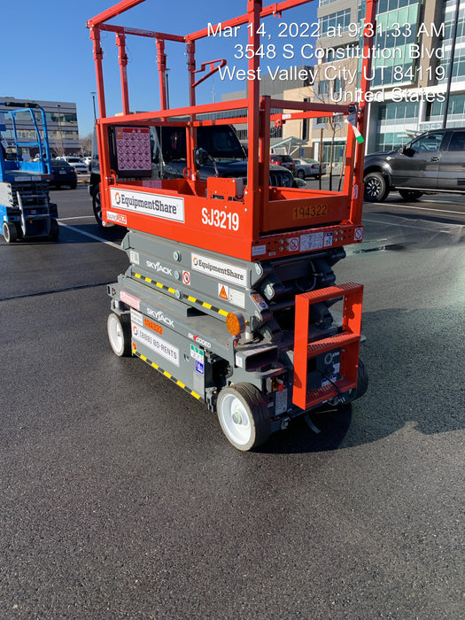 2021 SKYJACK SJ3219