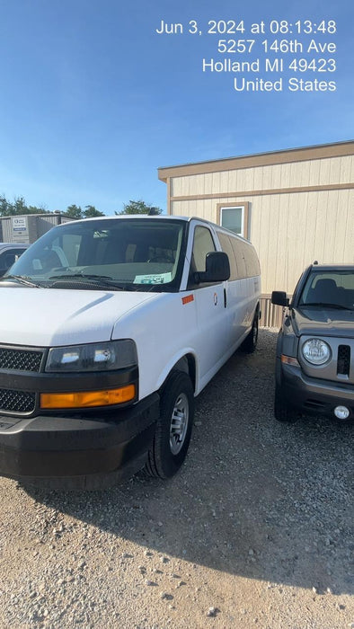 2023 CHEVROLET Express Van - Rental