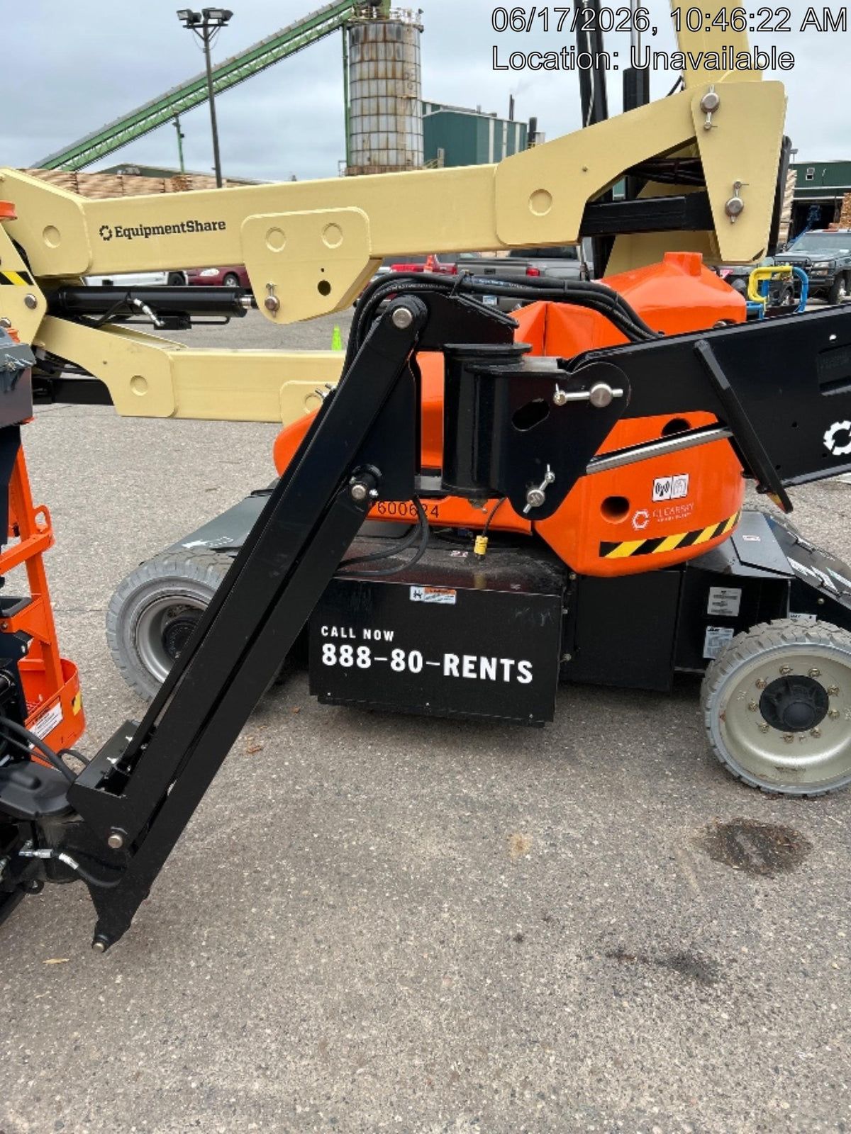2025 JLG E300AJP