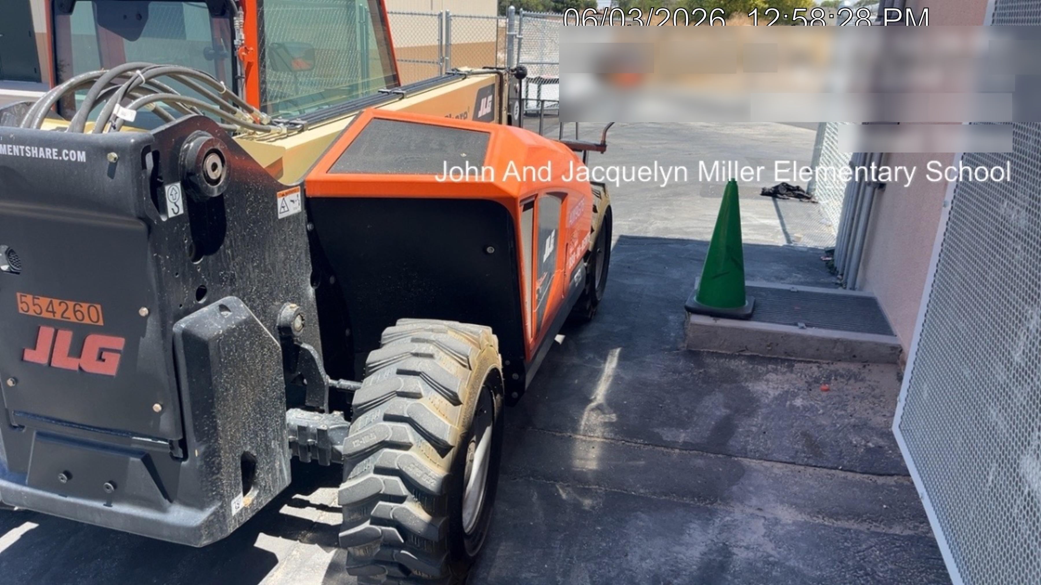 2025 JLG 519