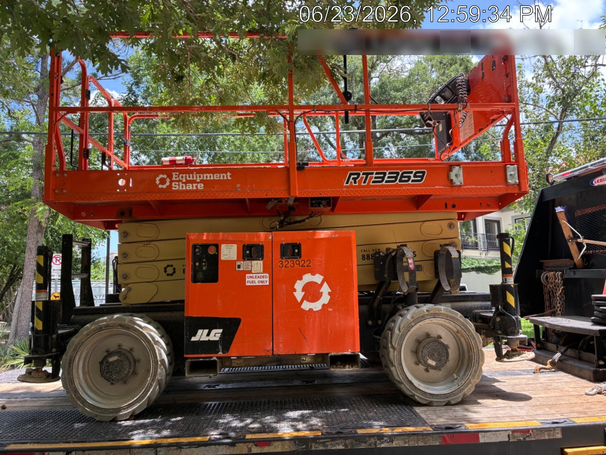 2023 JLG RT3369