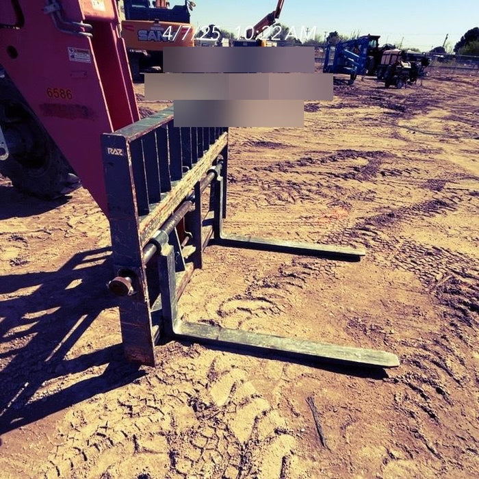 2012 MANITOU MTA8044