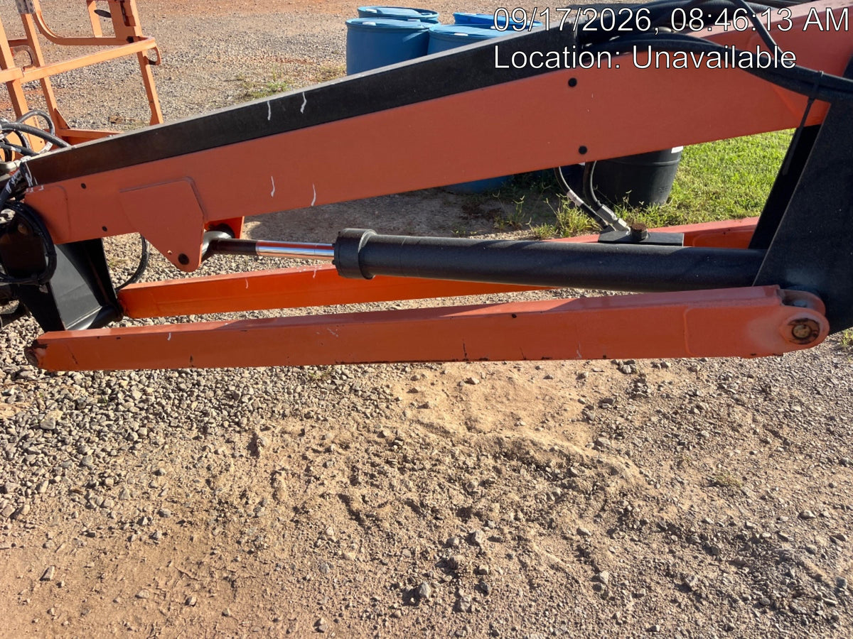 2019 JLG 660SJ