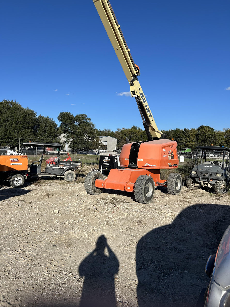 2022 JLG 460SJ