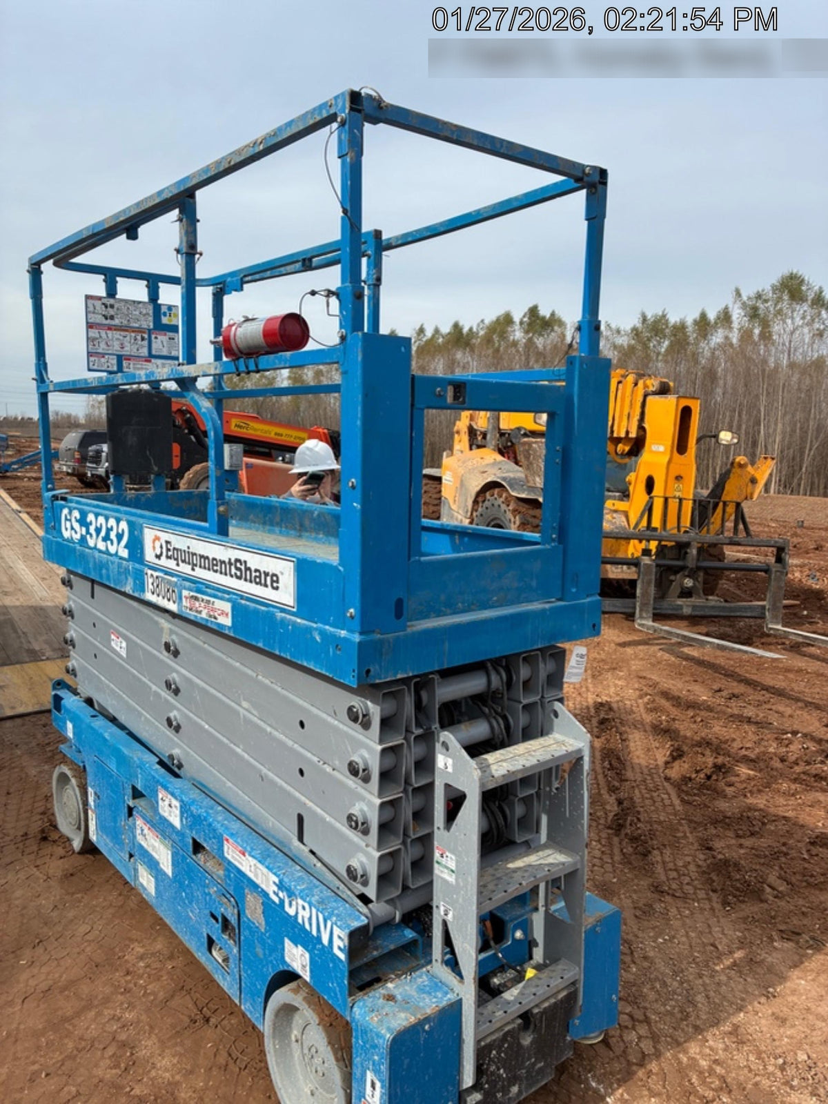 2021 GENIE GS-3232