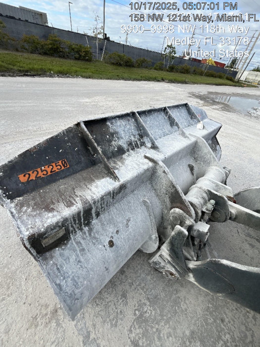 2014 HYUNDAI 3.0 cu yd Bucket, Wheel Loader - HYUNDAI