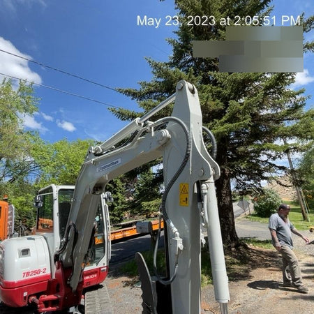 2022 TAKEUCHI TB250-2CR