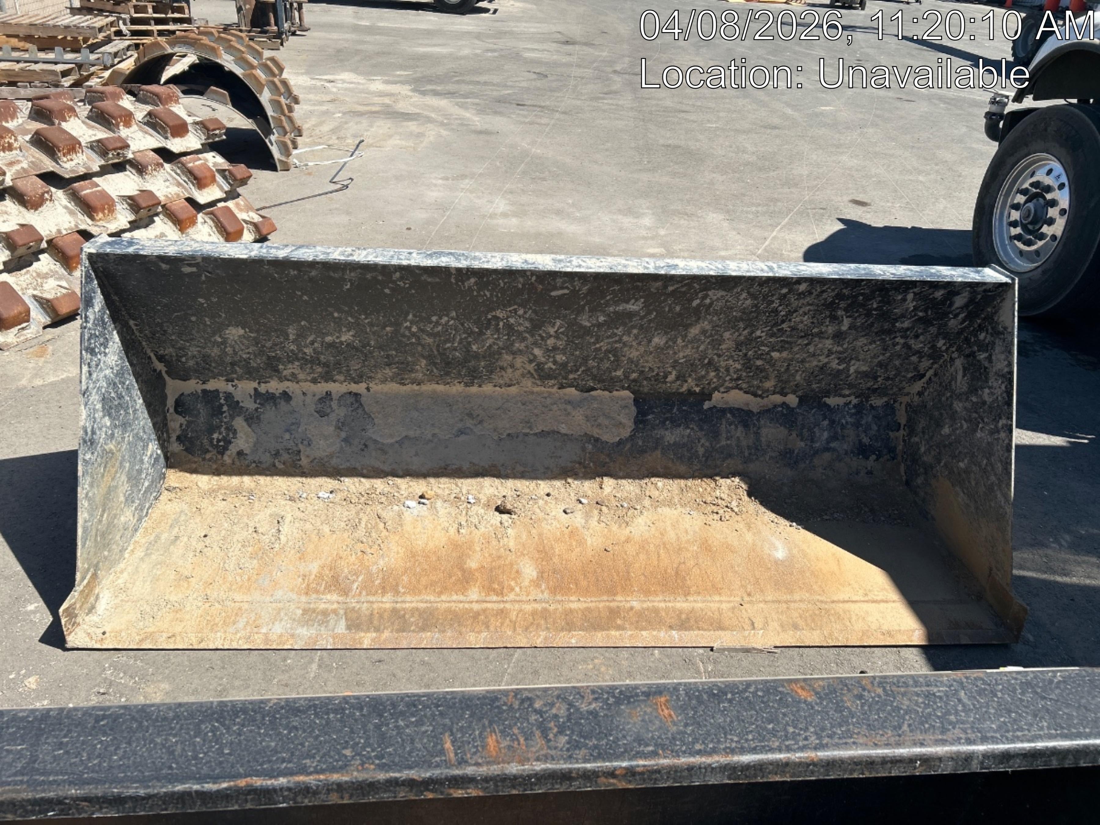 2025 JLG 1001100823