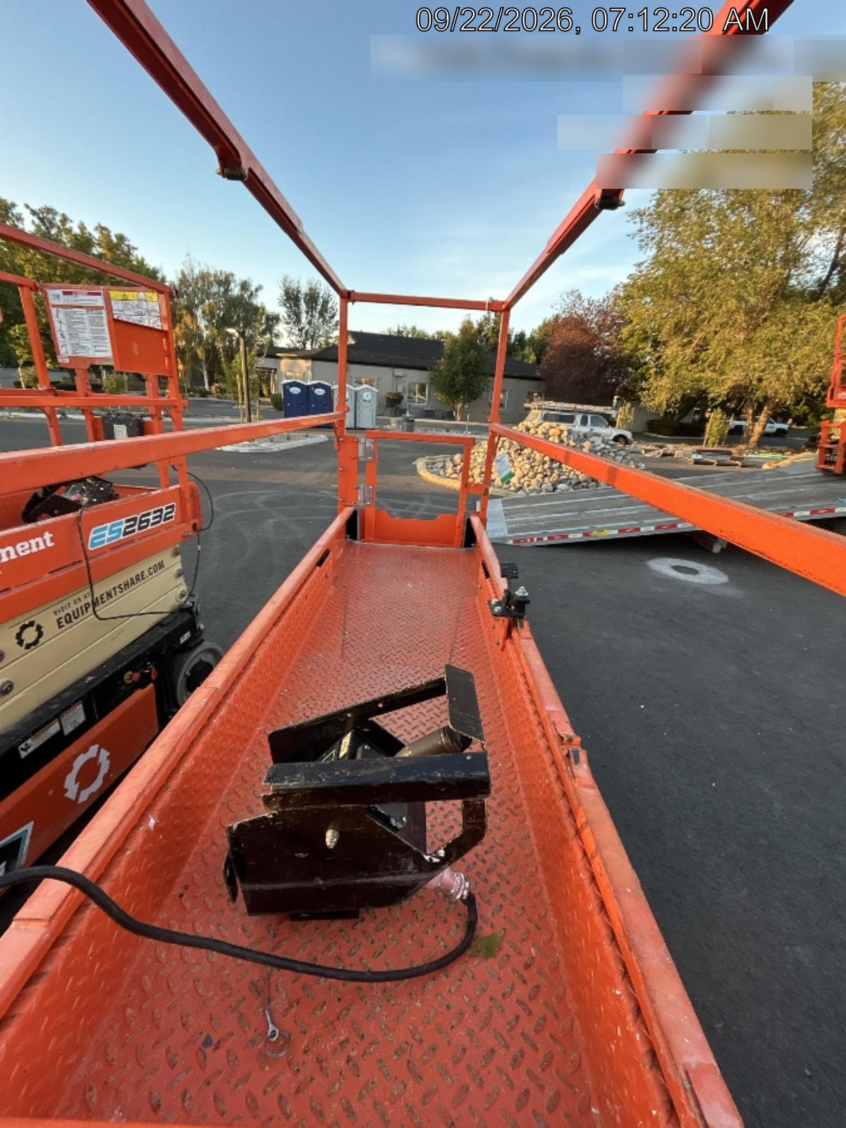 2022 JLG ES2632