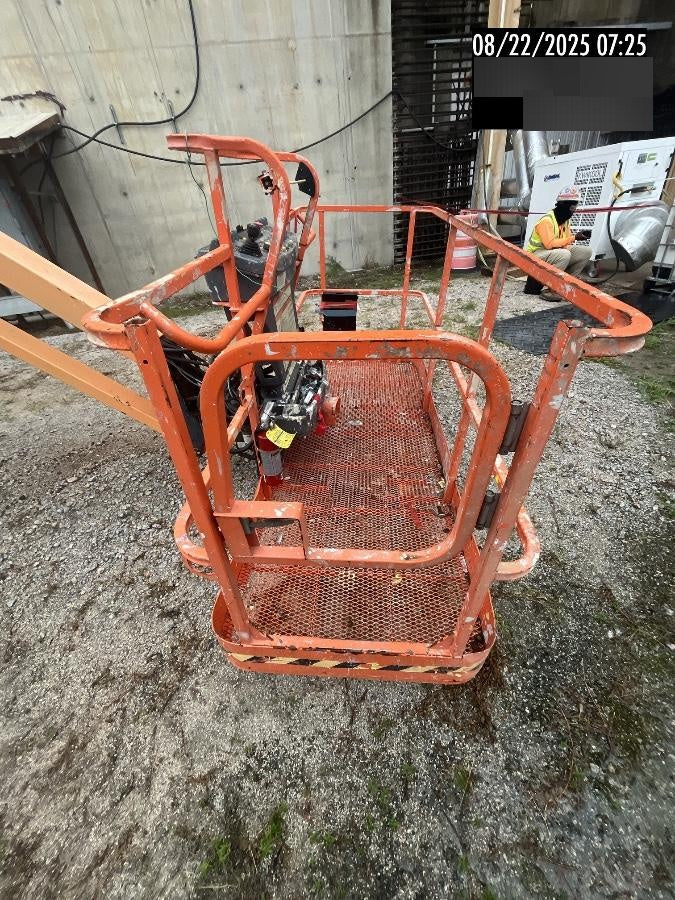 2022 JLG 1350SJP