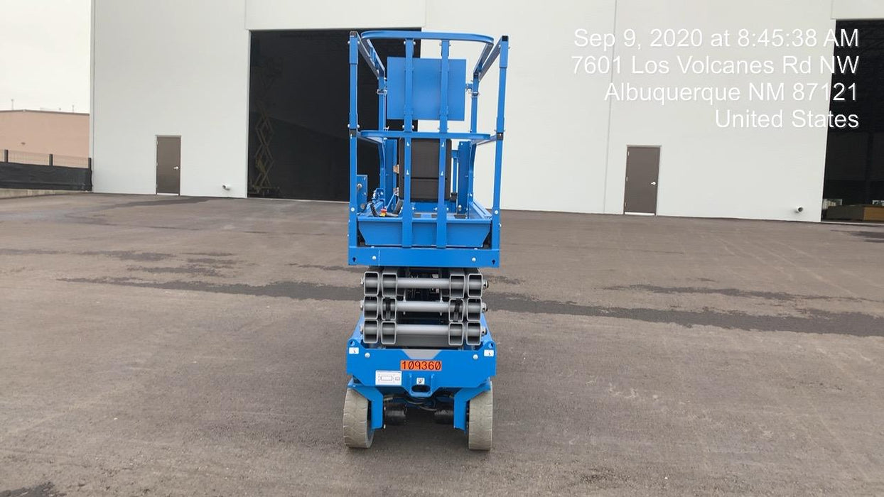 2020 Genie GS-2632 Solid NM Tires, Folding Rails with Half-Height Swing Gate, Beacon