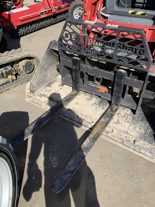 2021 PALADIN 48" Pallet Forks - Paladin