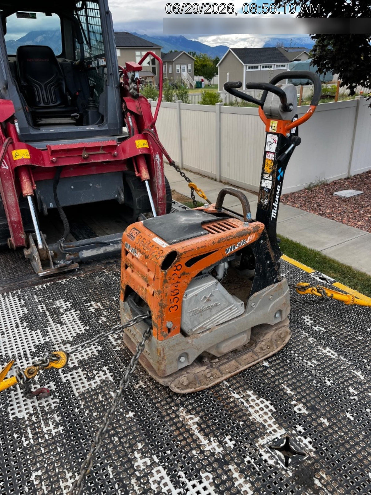 2023 Multiquip MV308GH Honda GX270, 18" Plate, Tachometer
