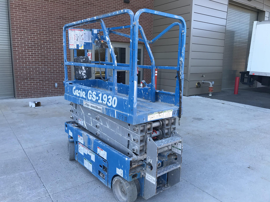 2018 Genie GS-1930 Genie GS-1930 w/Fixed Rail, Chain Entry
