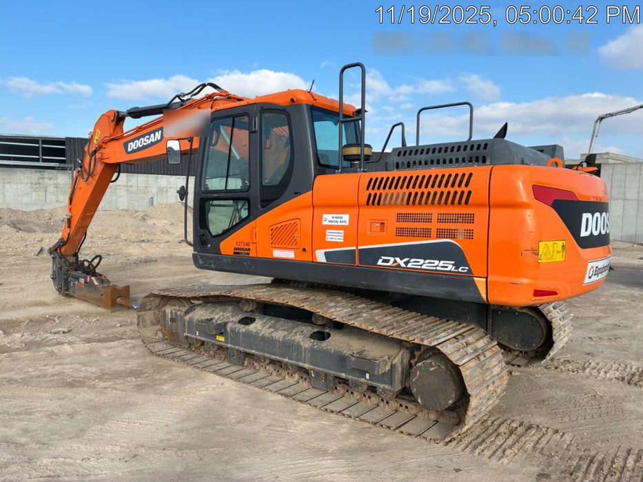 2021 DOOSAN DX225LC-5