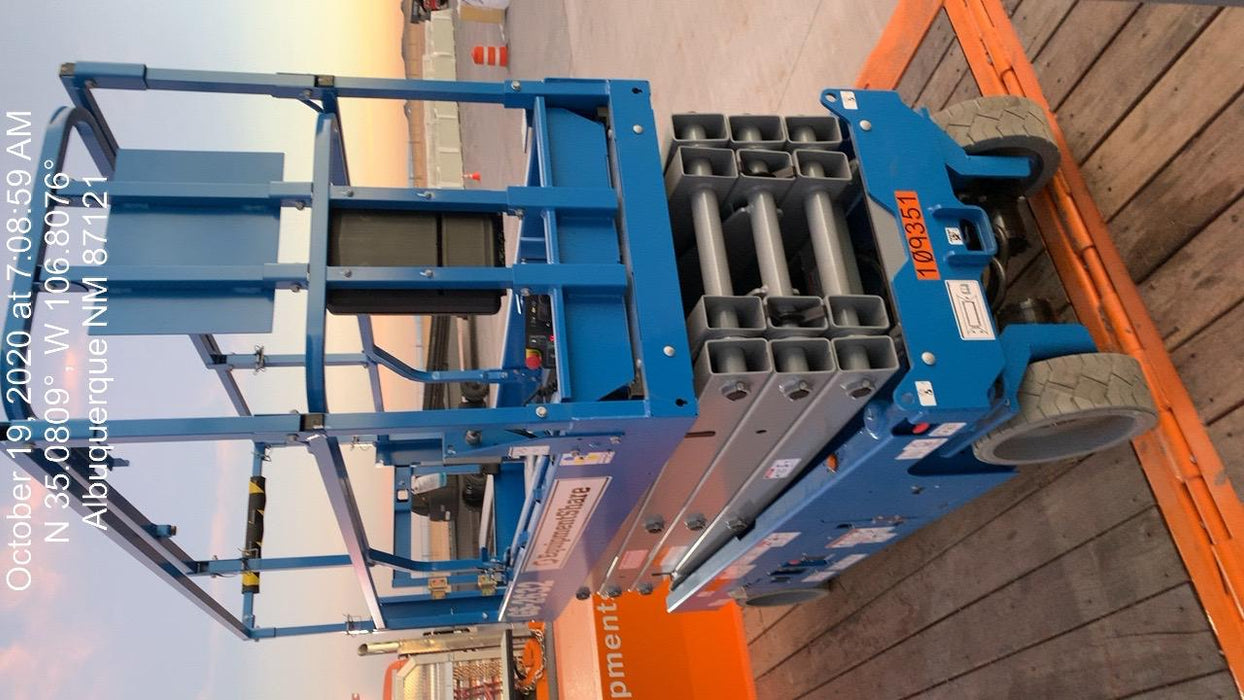 2020 Genie GS-2632 Solid NM Tires, Folding Rails with Half-Height Swing Gate, Beacon