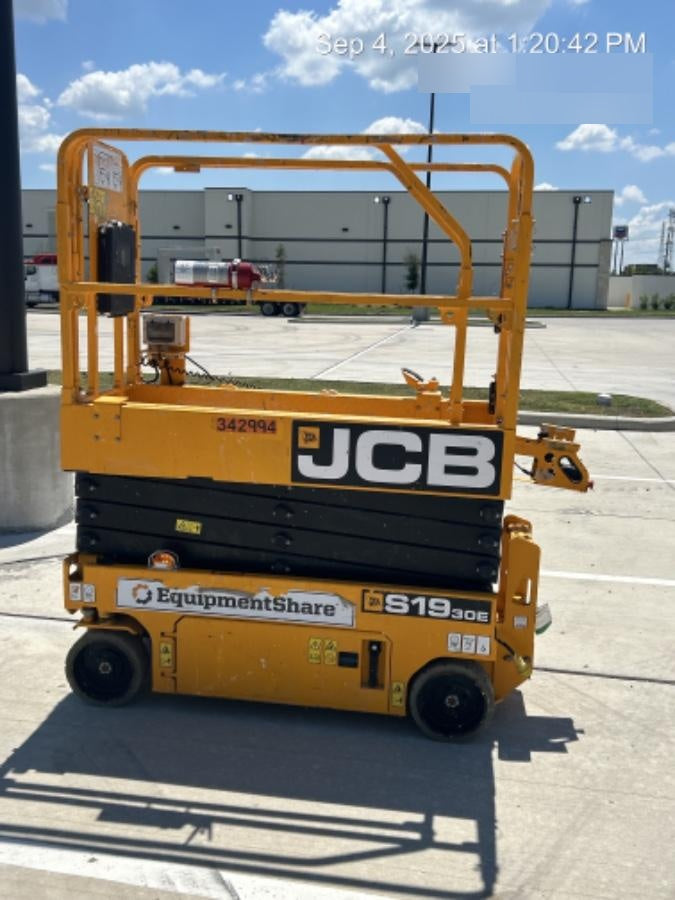 2023 JCB S1930E