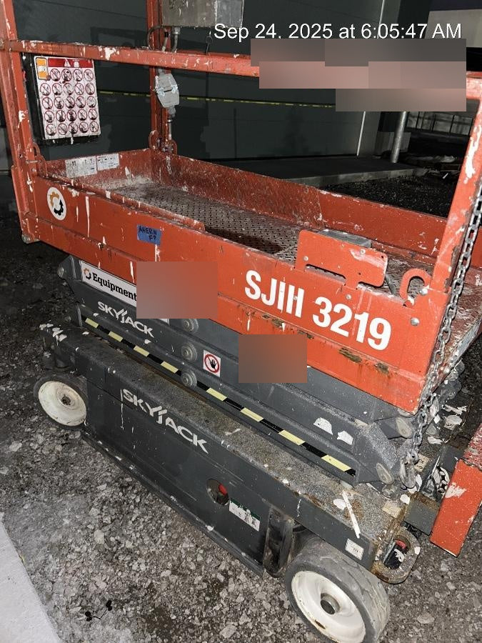 2019 Skyjack SJIII-3219 Standard Options, Trojan Batteries