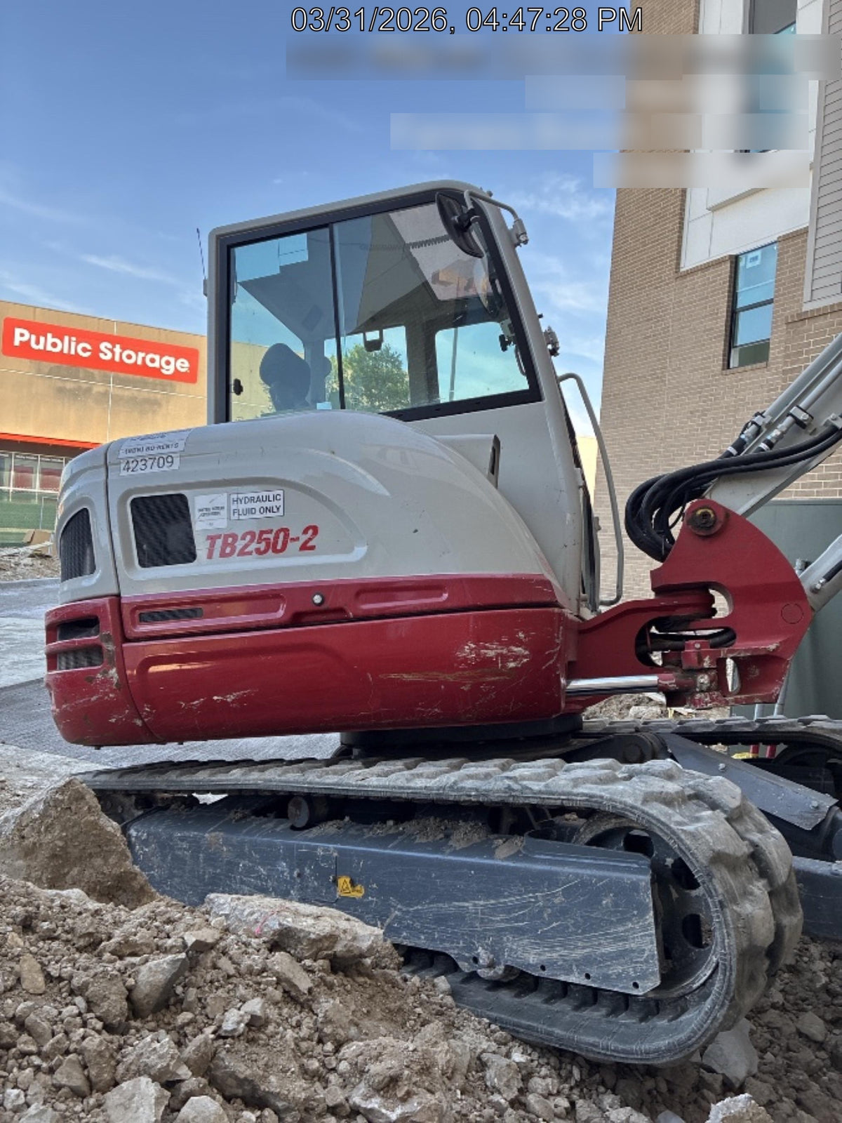 2024 TAKEUCHI TB250-2CR