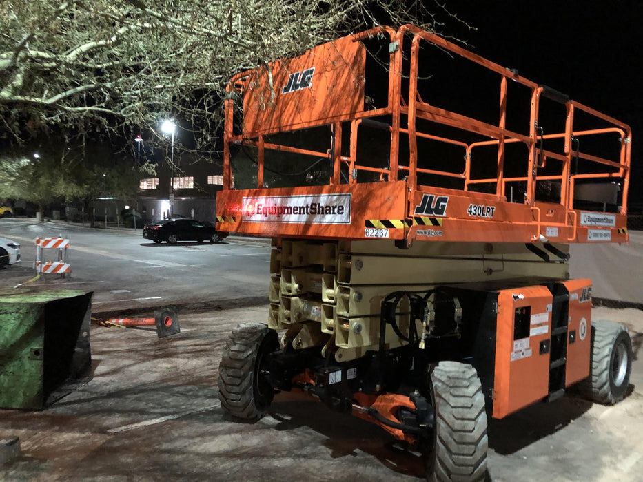 2020 JLG 430LRT