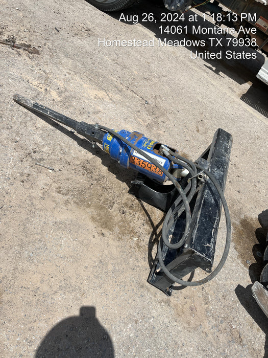 2023 AUGER TORQUE 3300-30