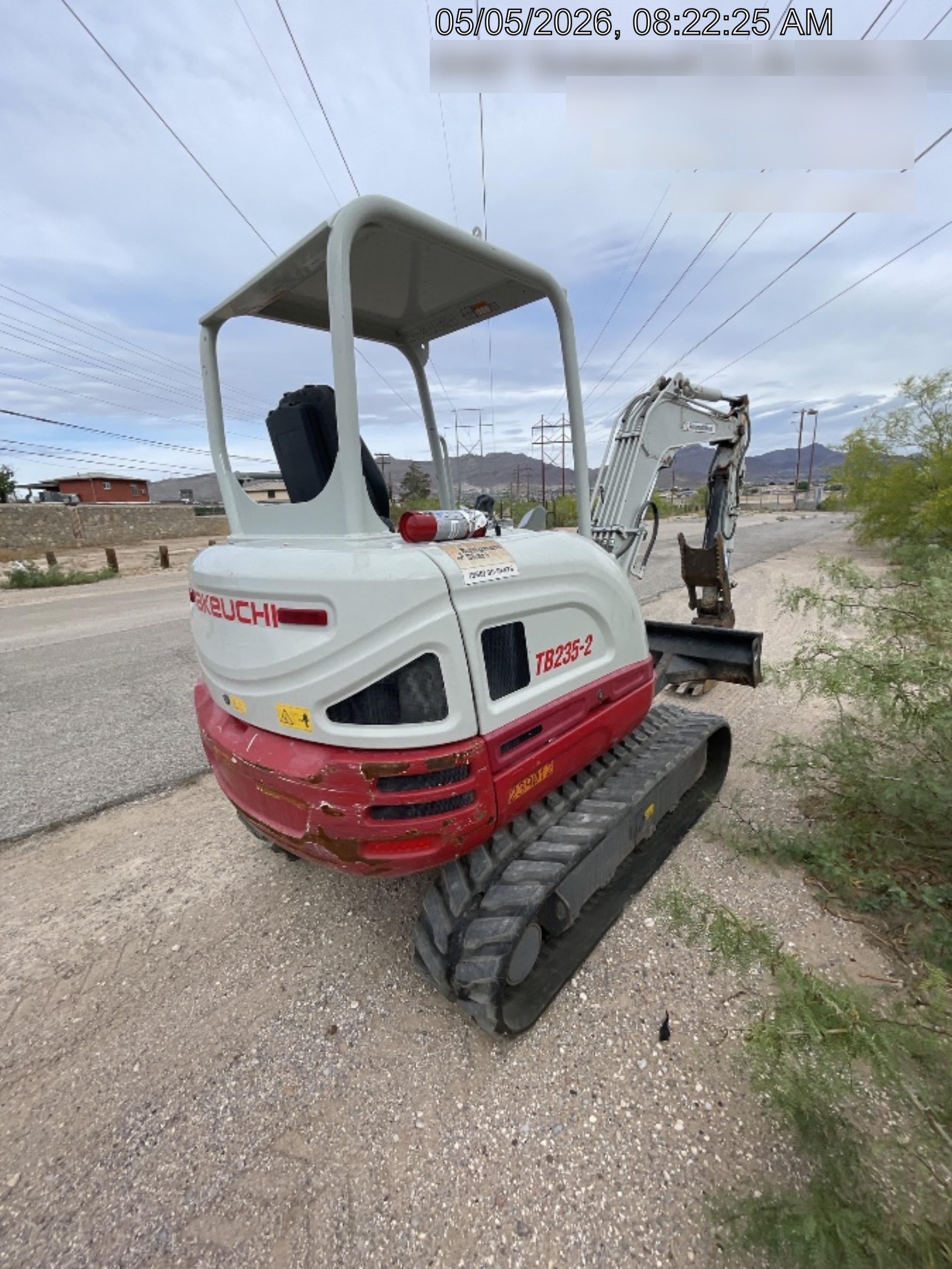 2022 TAKEUCHI TB235-2R