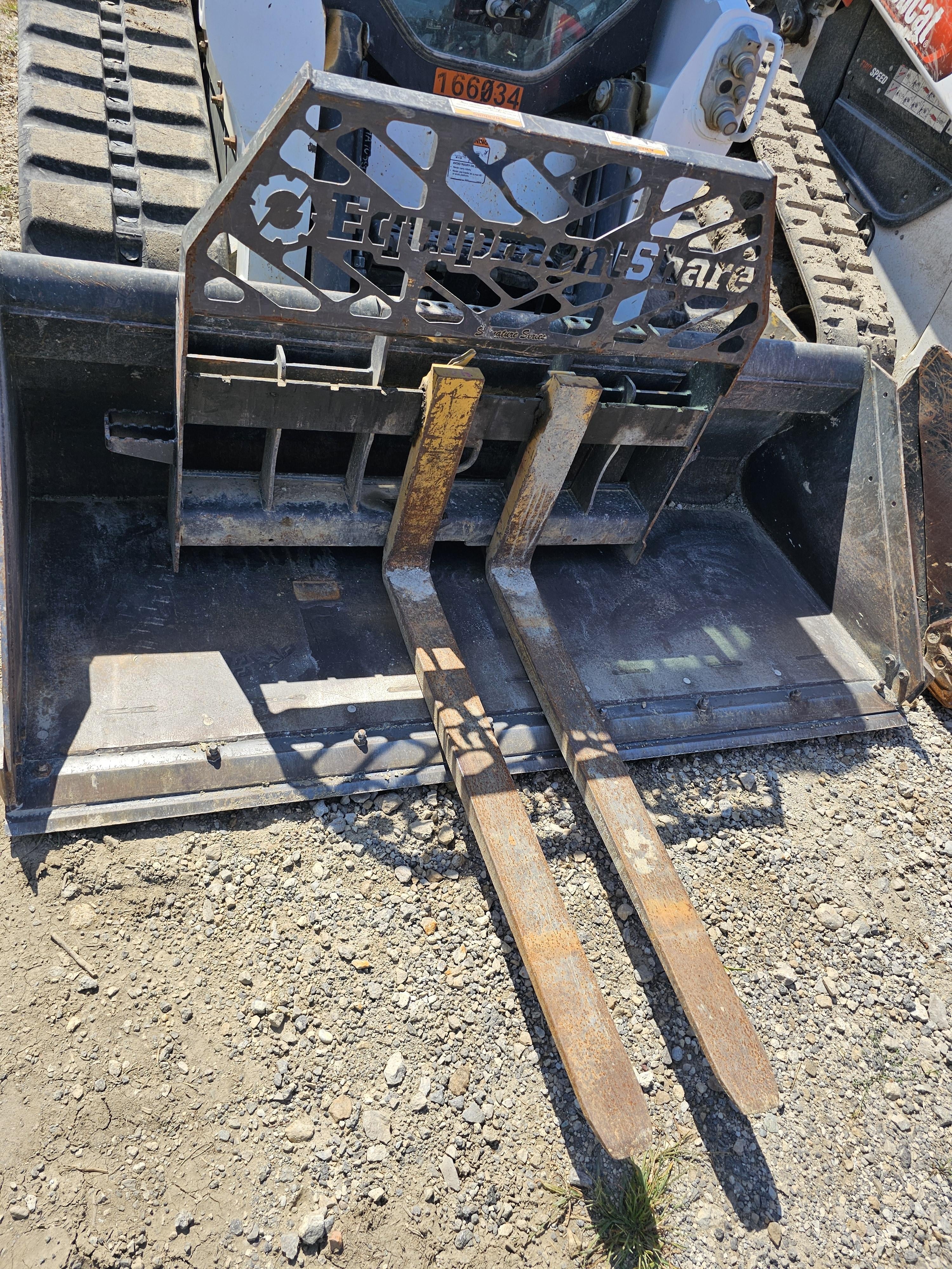 2022 PALADIN 48" Pallet Forks - Paladin