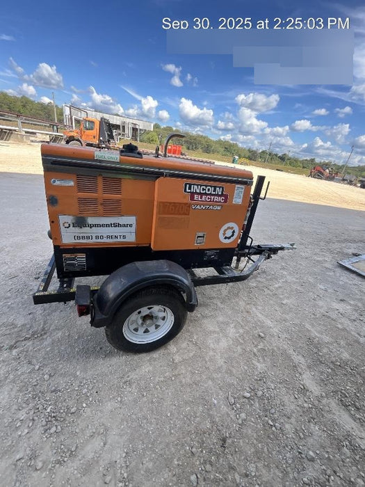 2021 Lincoln Electric Vantage 322 Vantage 322 Ready Pak 3 w/ Decals, ORANGE (includes trailer, cable rack, fender light kit) NO Telematics