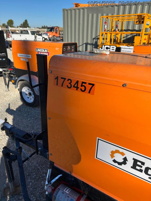 2021 Lincoln Electric Vantage 322 Vantage 322 Ready Pak 3 w/ Decals, ORANGE (includes trailer, cable rack, fender light kit) NO Telematics