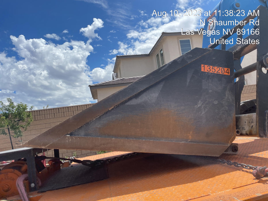 2021 ARROW MATERIAL HANDLING Telehandler Fork Bucket