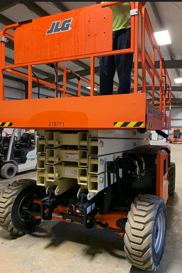 2022 JLG 4394RT