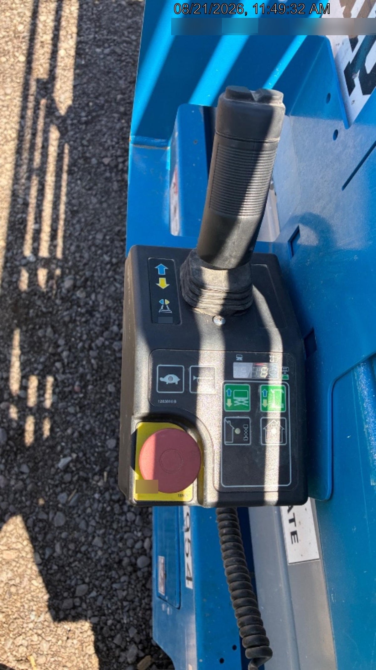 2023 GENIE GS-2632