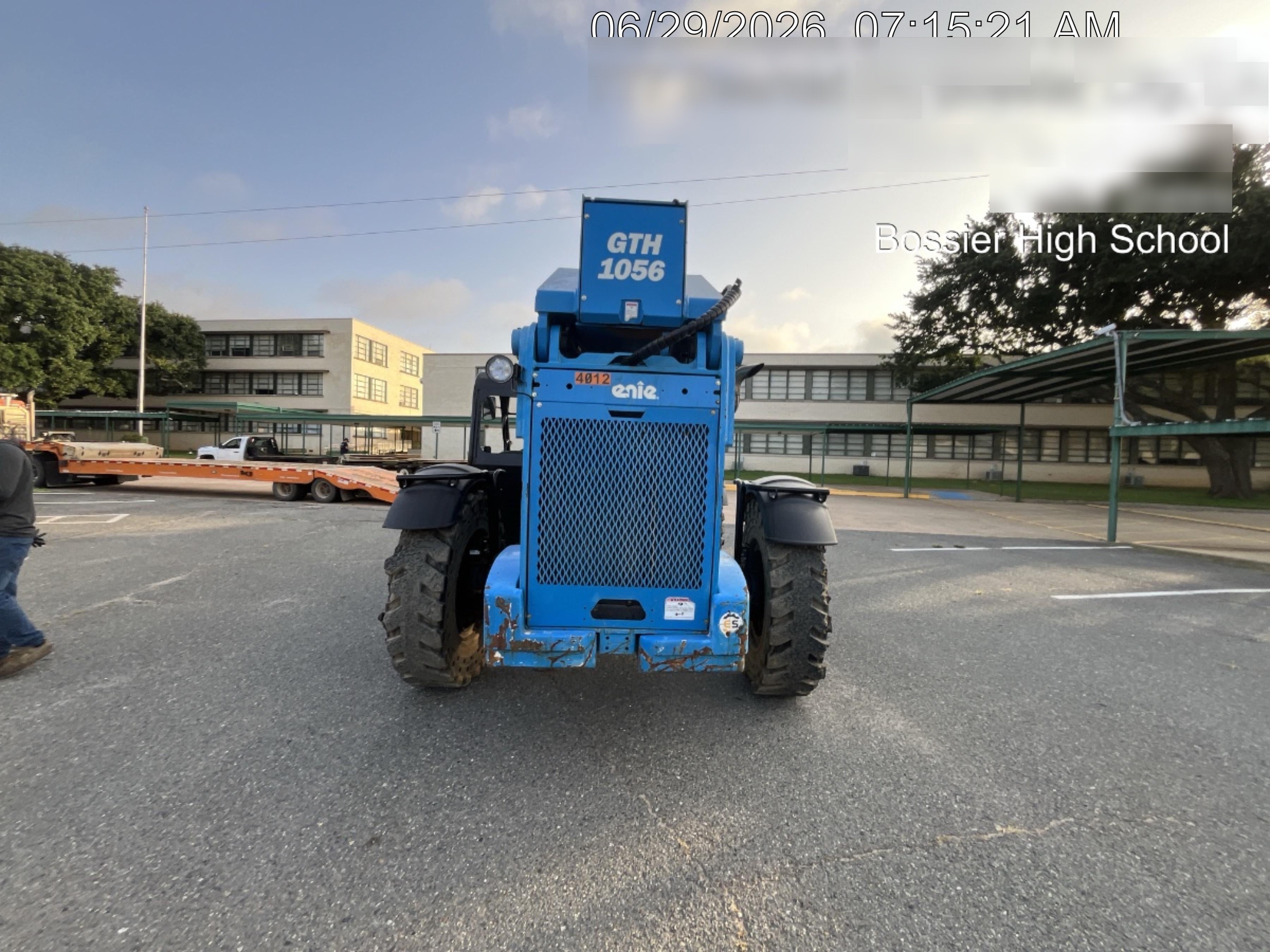2017 GENIE GTH-1056