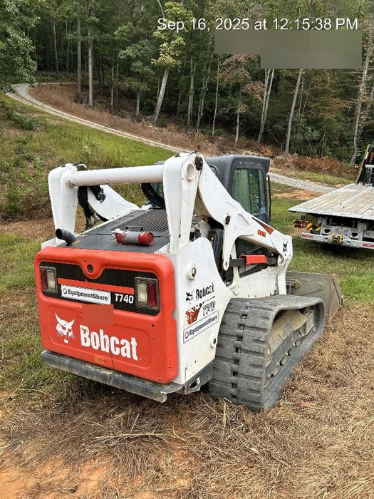 2021 BOBCAT T740