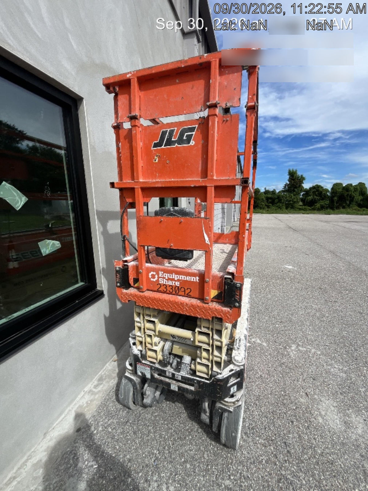 2022 JLG ES1932