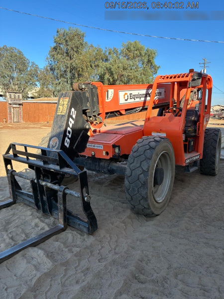 2020 Skytrak 8042 74 Hp, FF Tires, Work Lights, Beacon, Aux Hydraulics, Back up Alarm, Lifting Eye, ES Decals