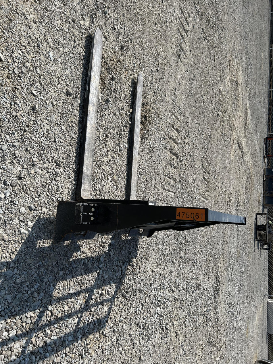 2024 ARROW MATERIAL HANDLING 48" Pallet Forks - Arrow