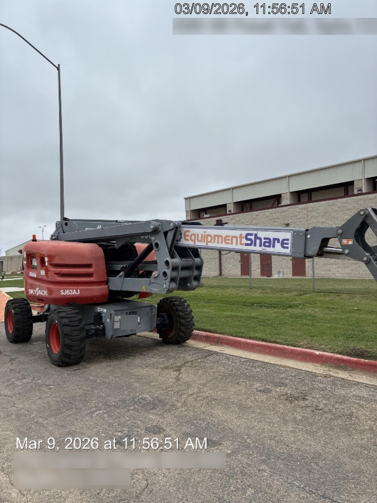 2017 SKYJACK SJ63 AJ