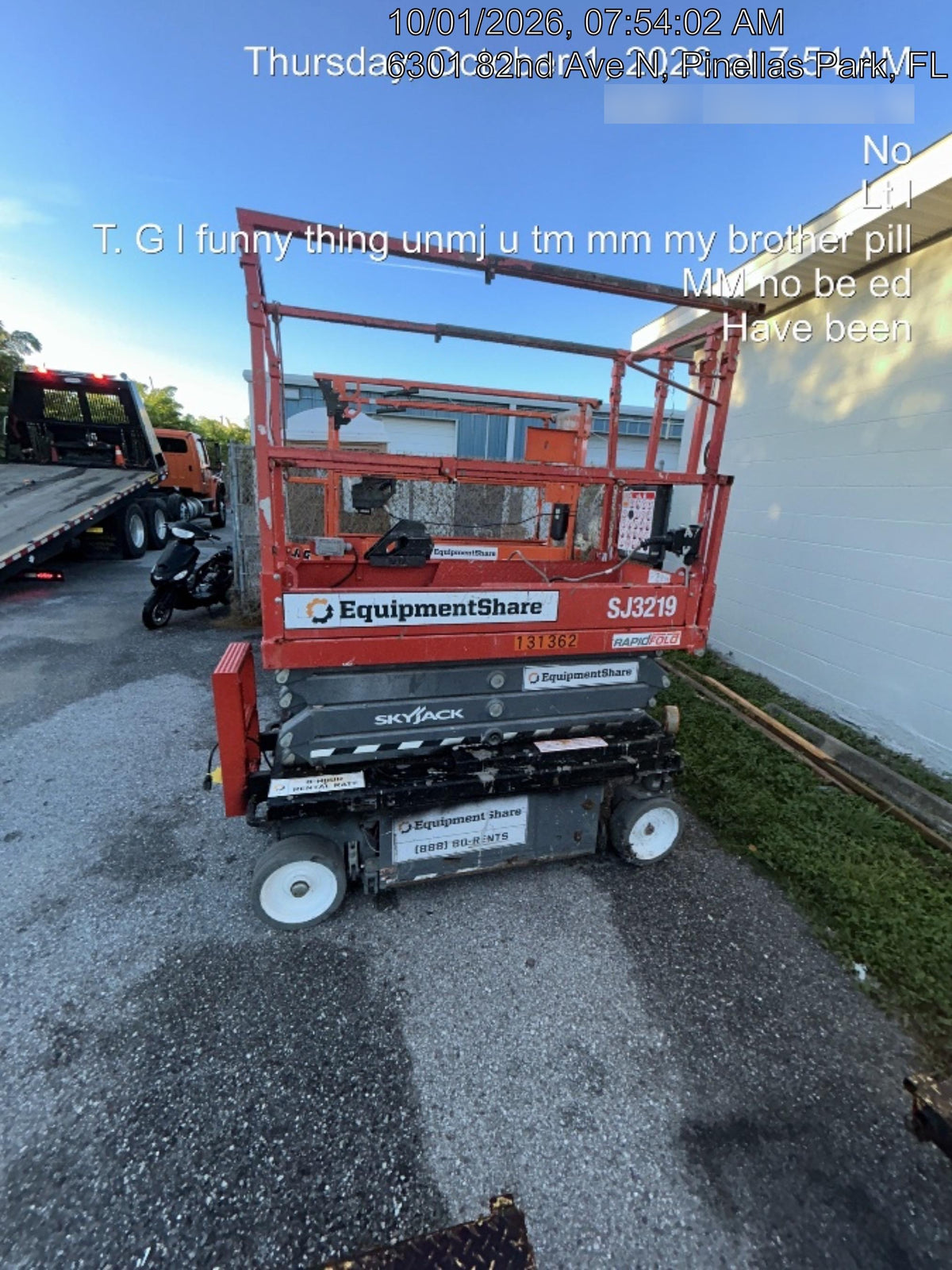 2022 JLG ES1932