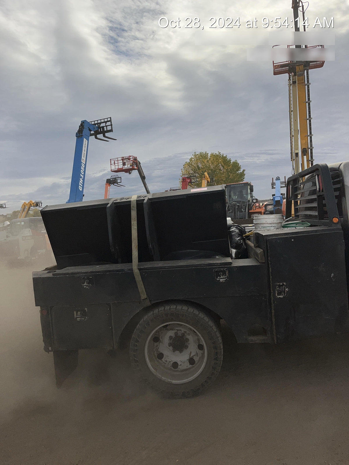 2024 ARROW MATERIAL HANDLING 3207212B081