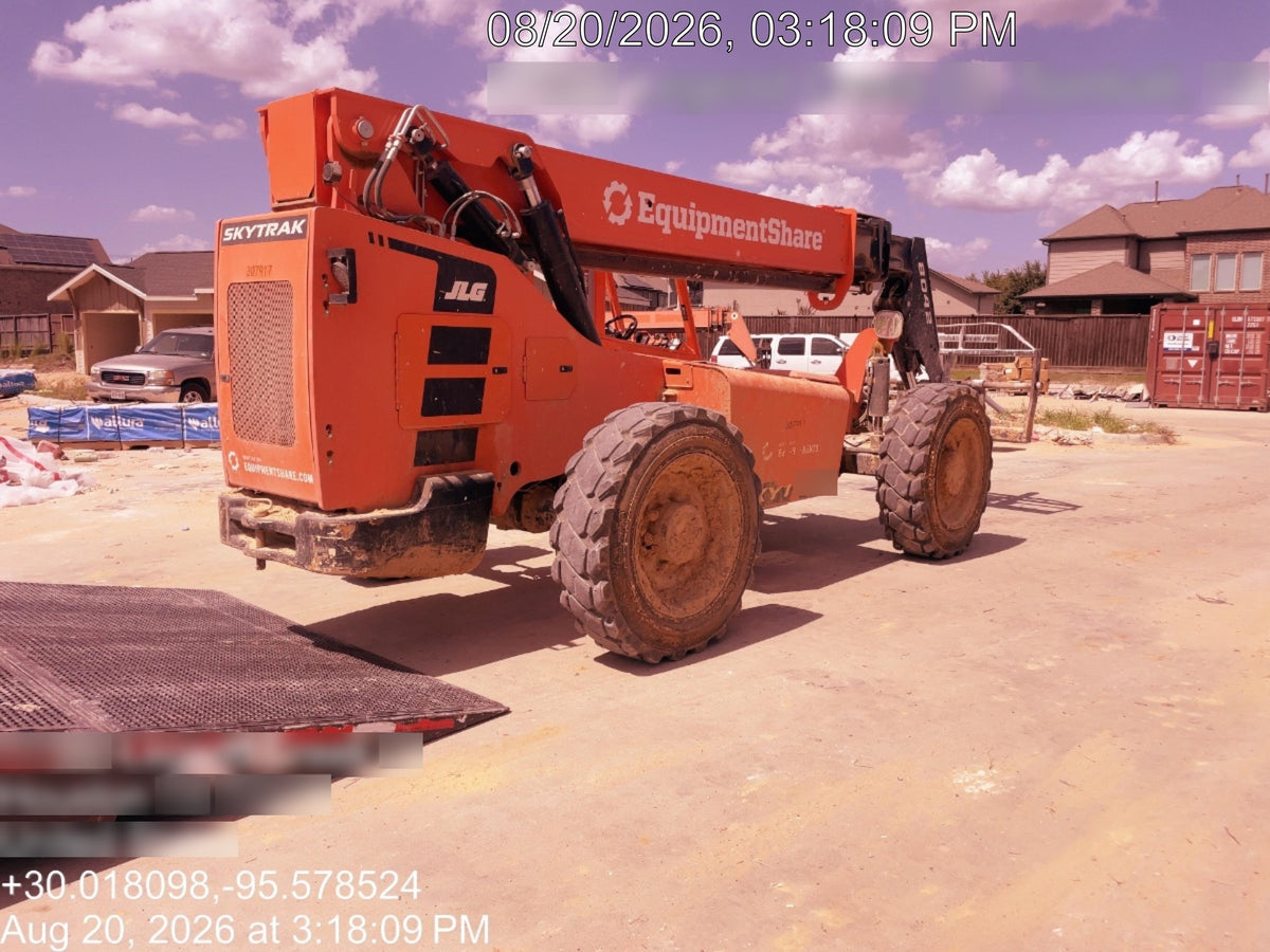 2023 SKYTRAK 8042