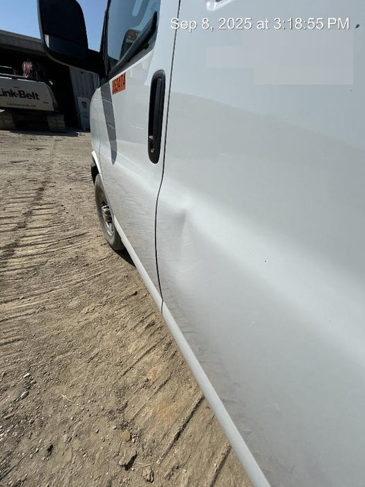 2023 CHEVROLET Express Van - Rental