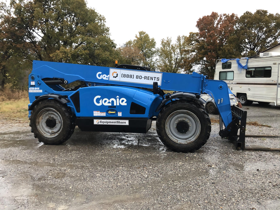 2019 Genie GTH-844 GTH-844 w/Open ROPS, FF Tires, beacon/work lights, 60" carriage/forks