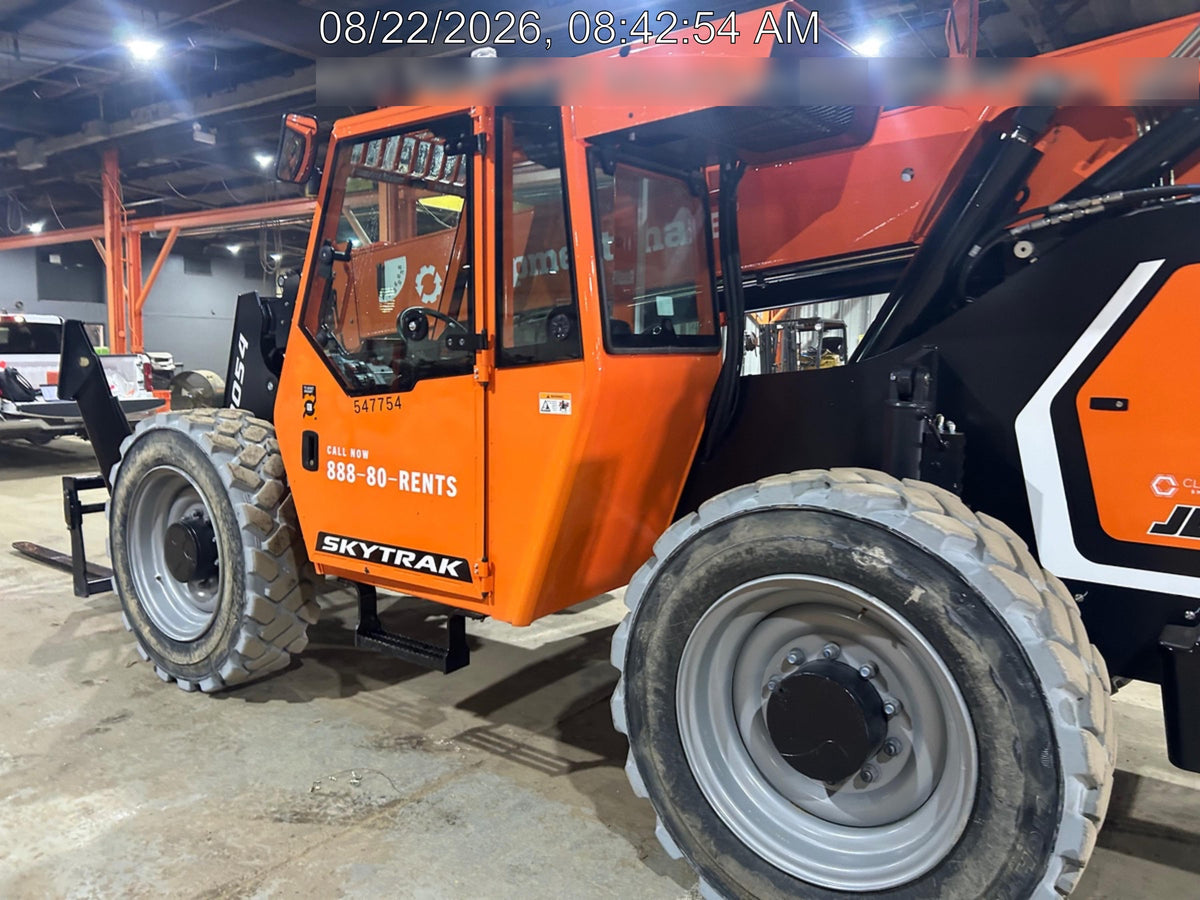 2025 SKYTRAK 10054