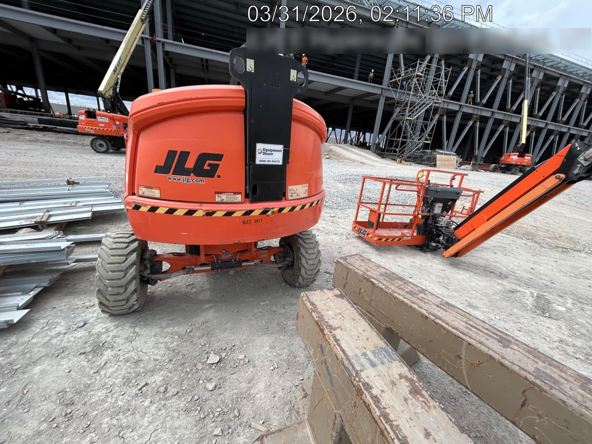 2021 JLG 400S