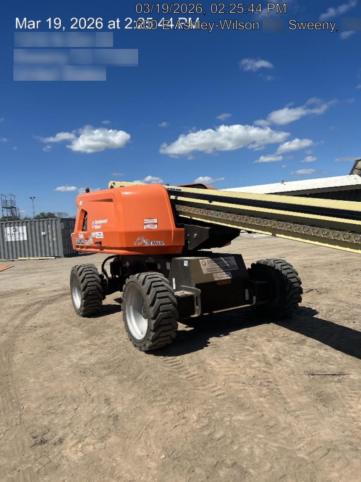 2025 JLG 660SJ