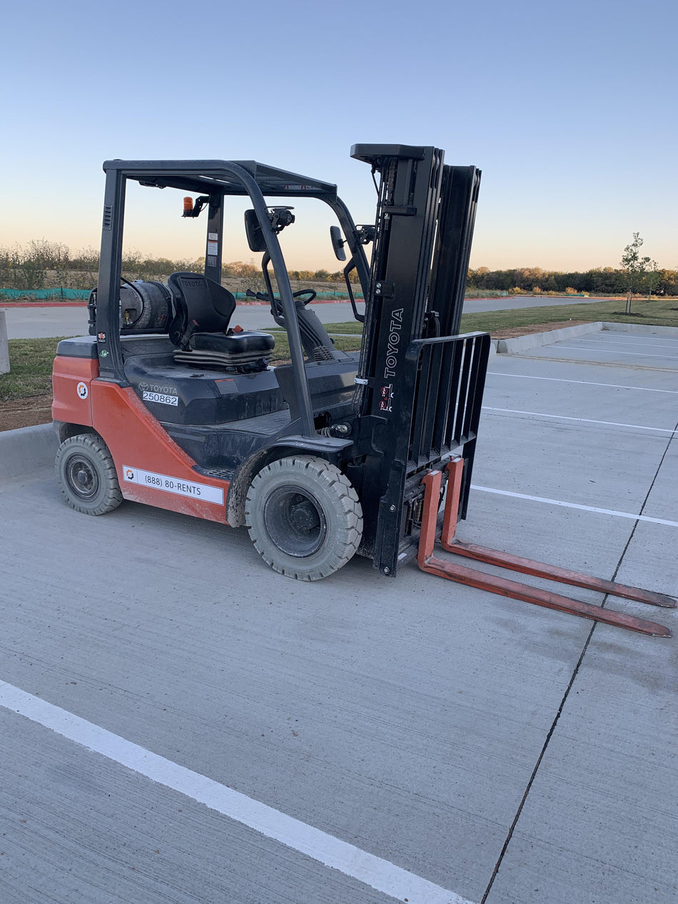 2022 TOYOTA 50-8FGU25