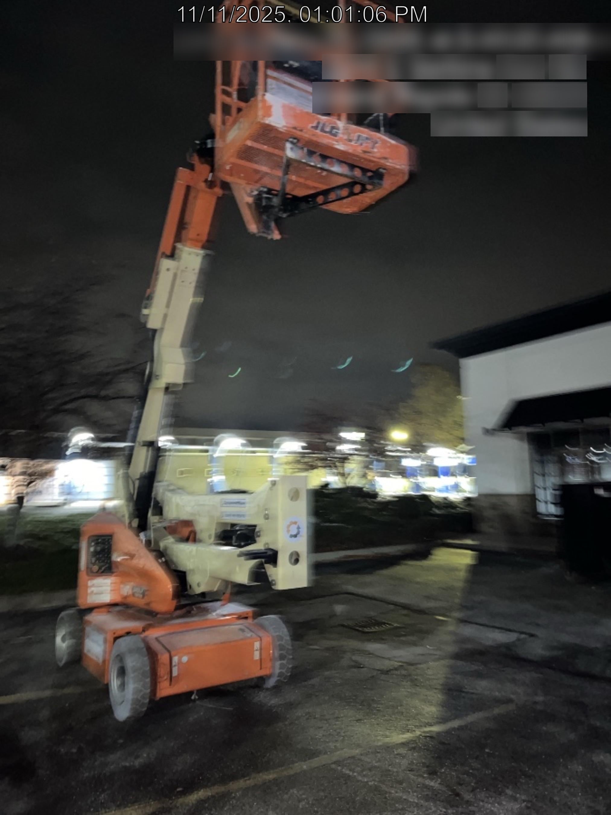 2019 JLG E400AJPN